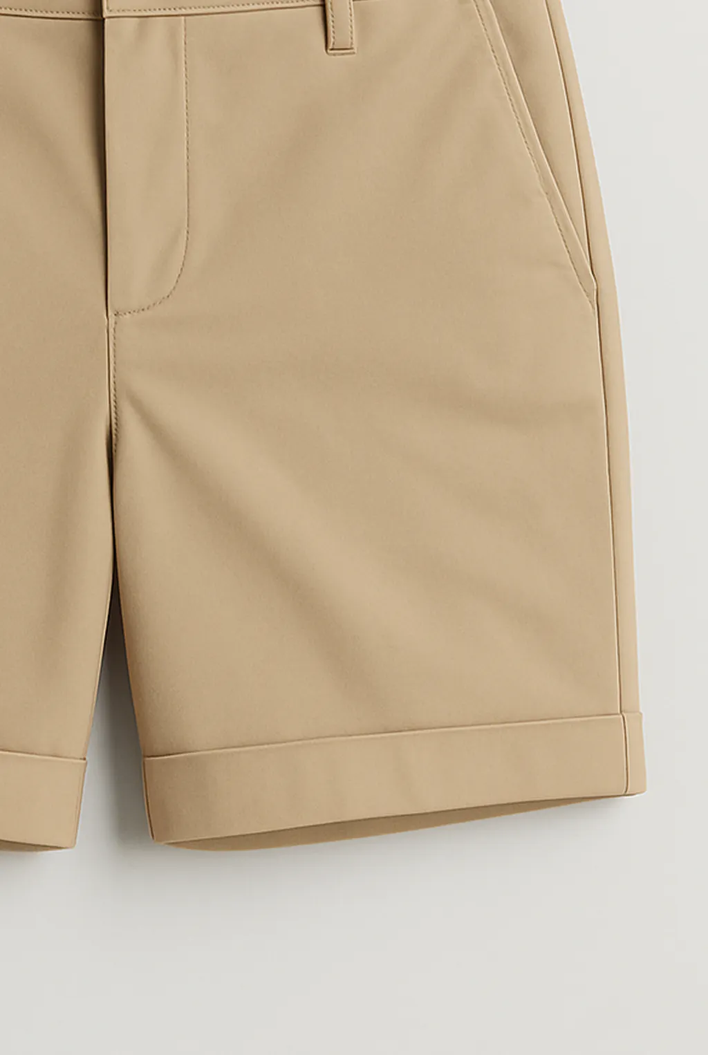 Women's Khaki Shorts_hem