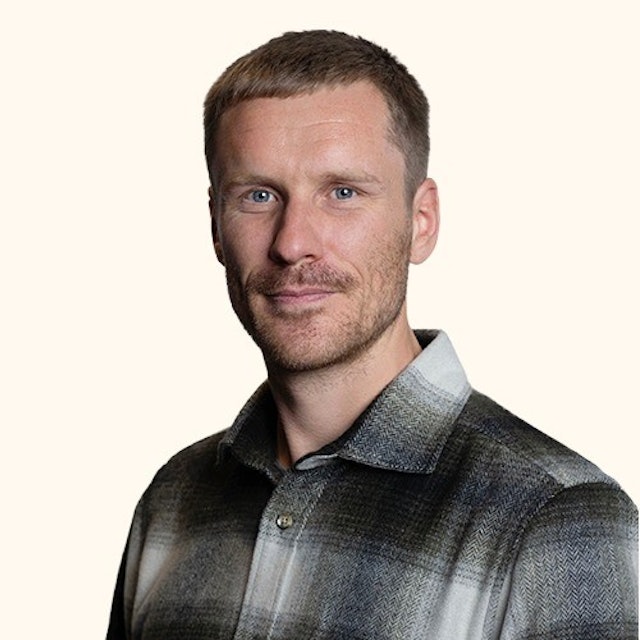 Default description for the image