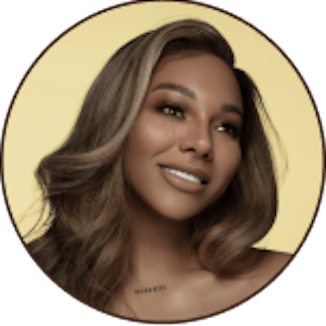 Munroe Bergdorf profile