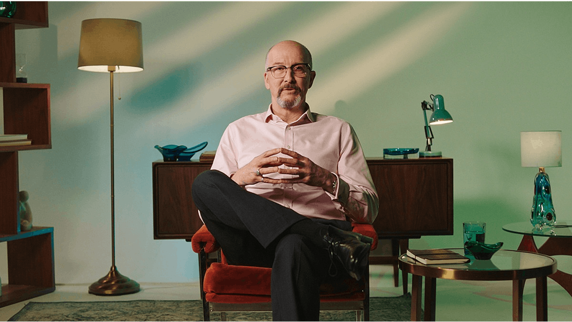 Default description for the image