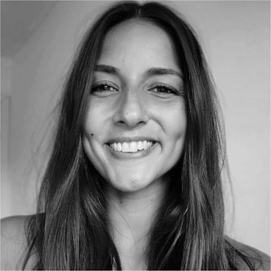 Default description for the image