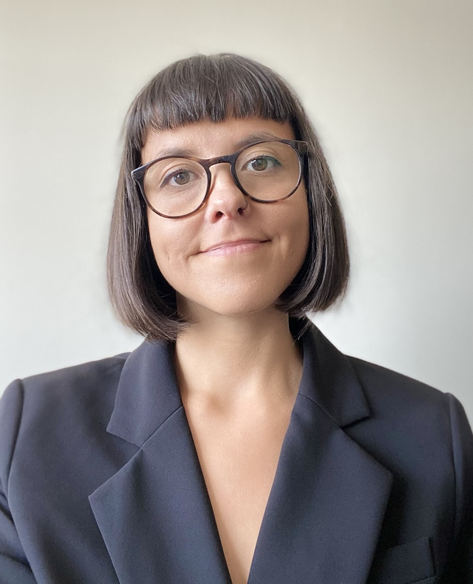 Default description for the image