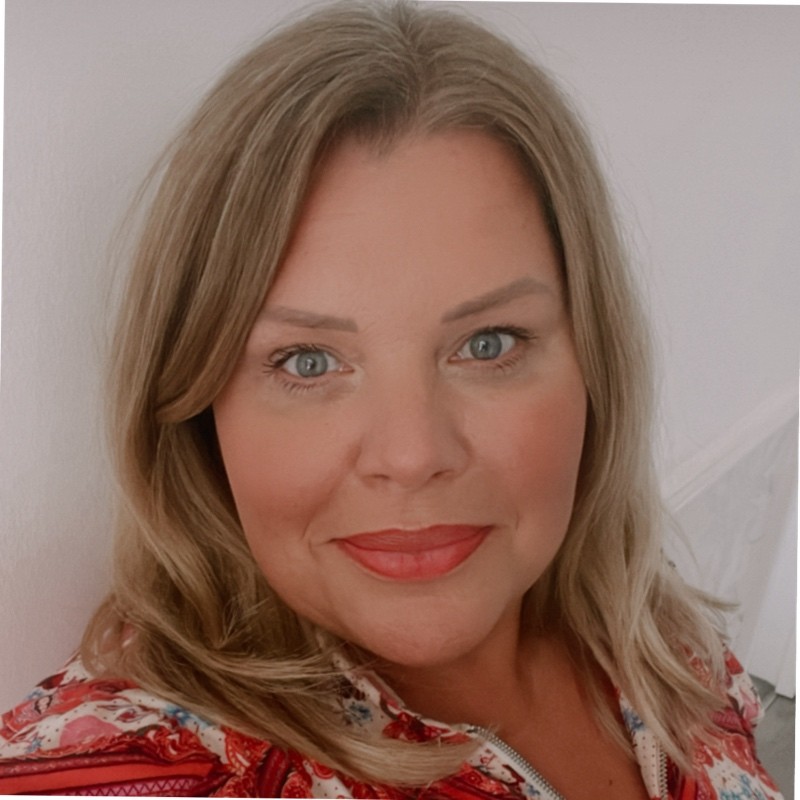 Default description for the image