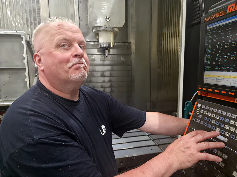Christer Karlén vid Mazak VTC 800/30SR