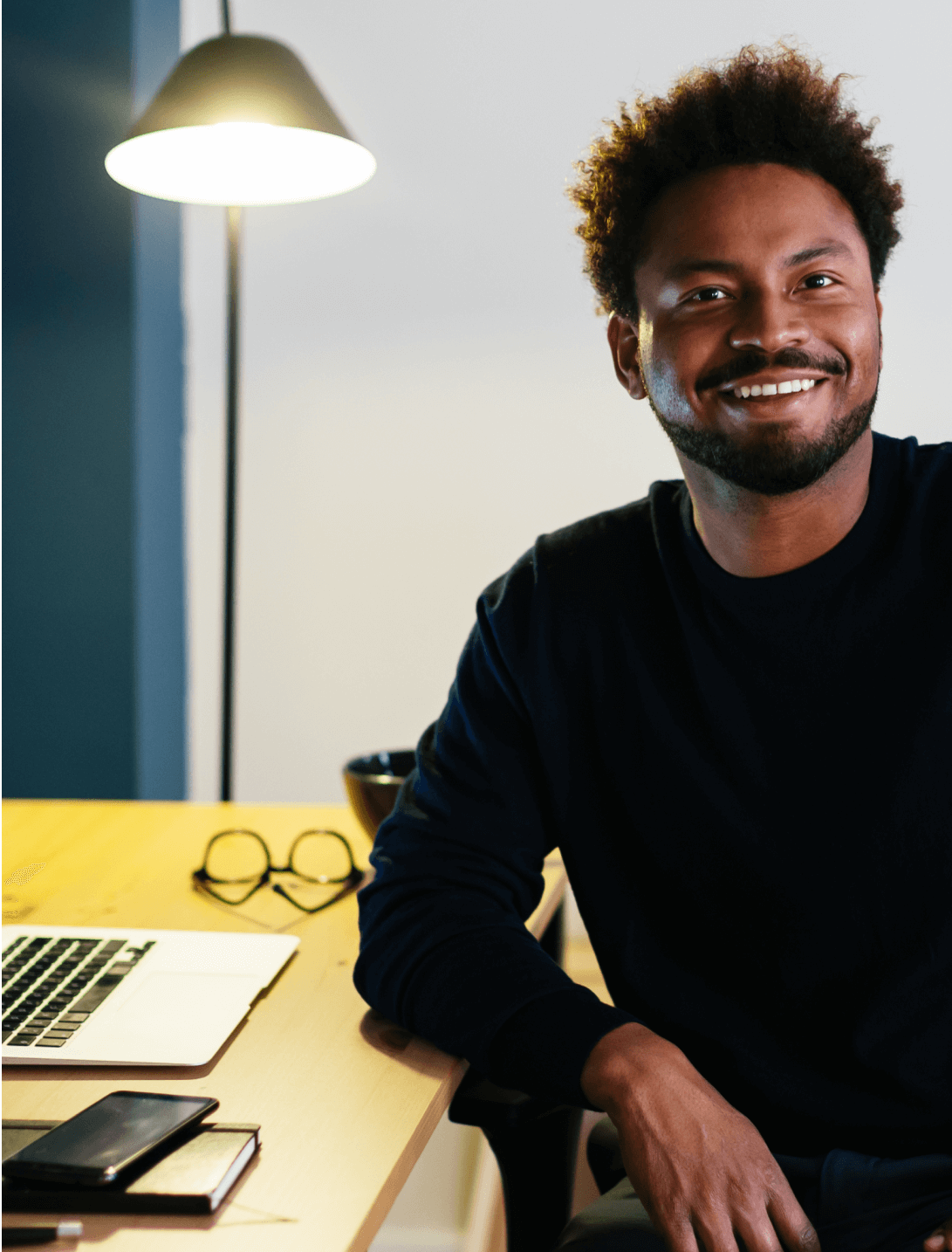 Smiling Upstack React Native Developer