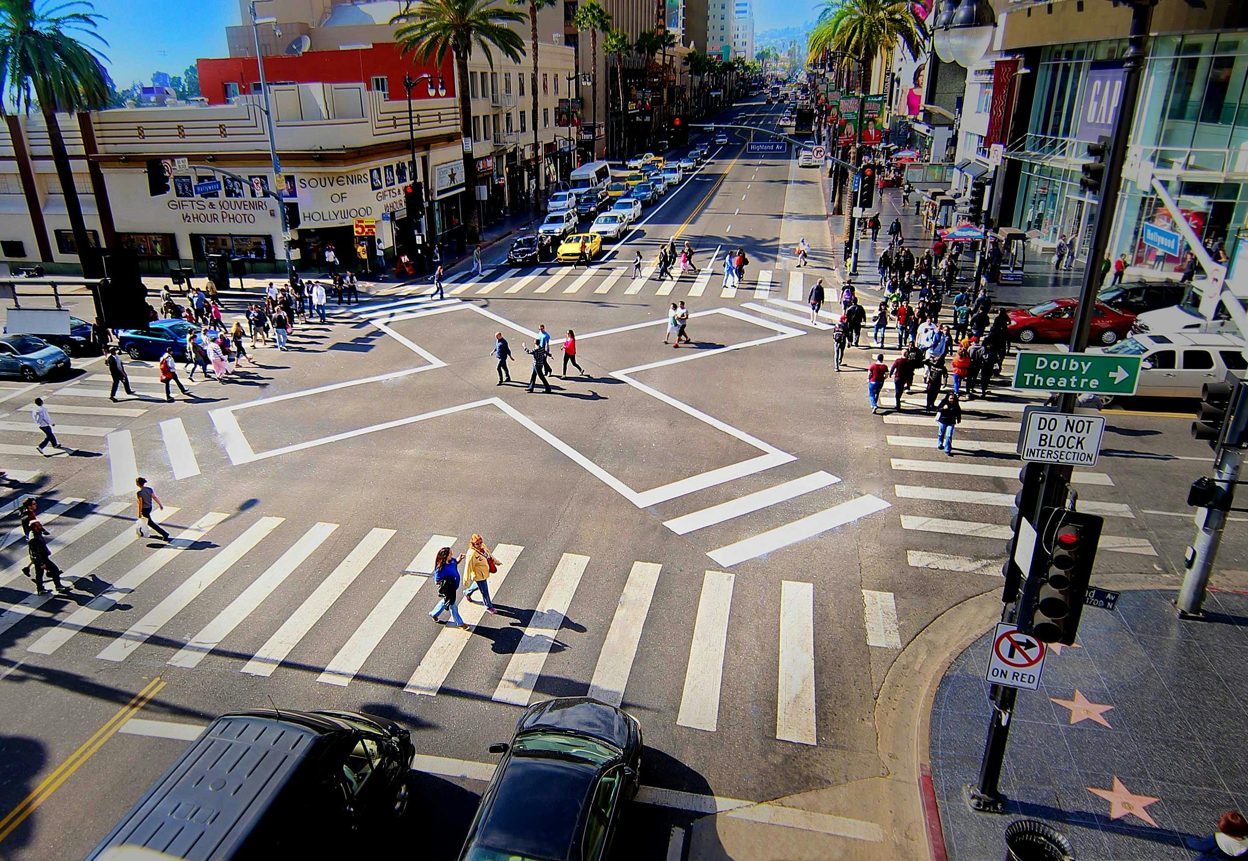 A Fourway intersection and crosswalk