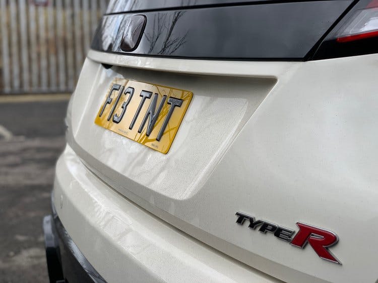What are 3D Gel Resin number plates?