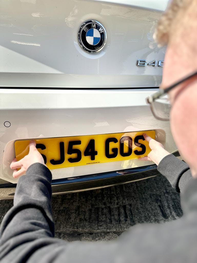 How to Change Number Plates