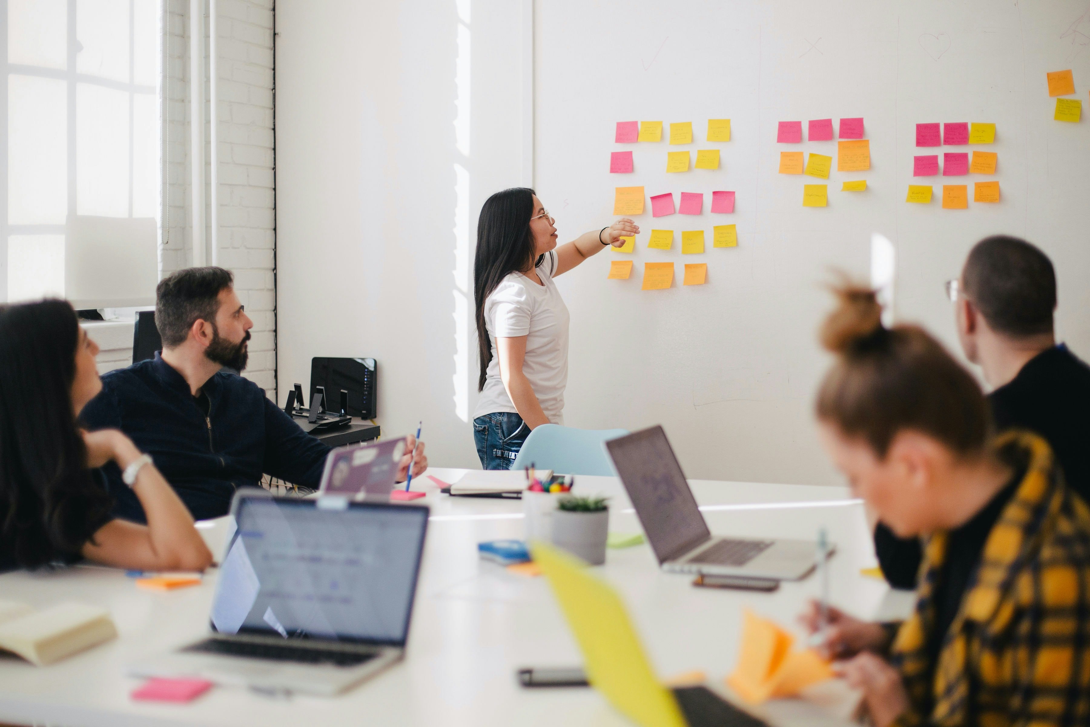 réunion annonce, nouveau collaborateur entreprise