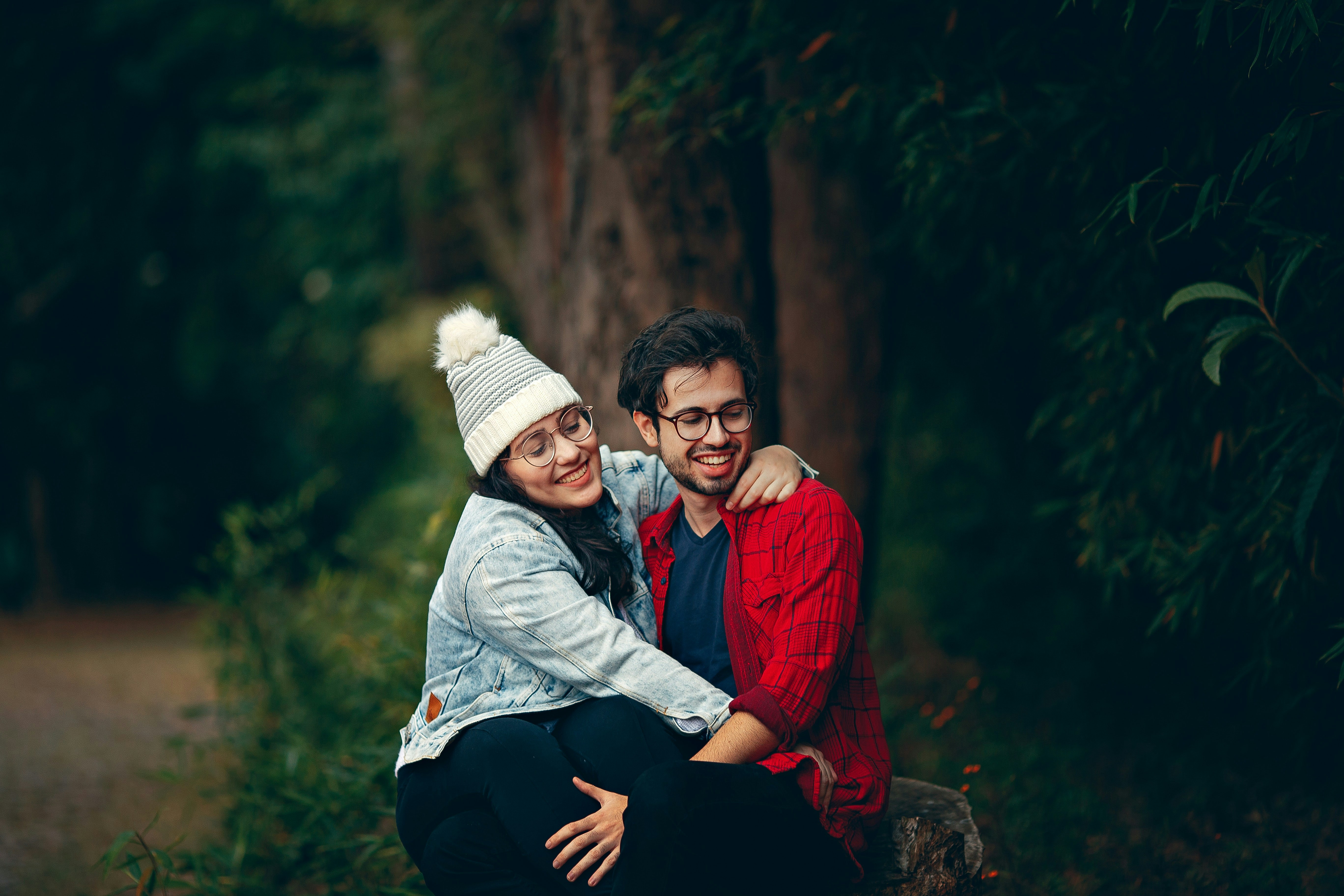 shooting photo en couple, photographe couple, pose en couple