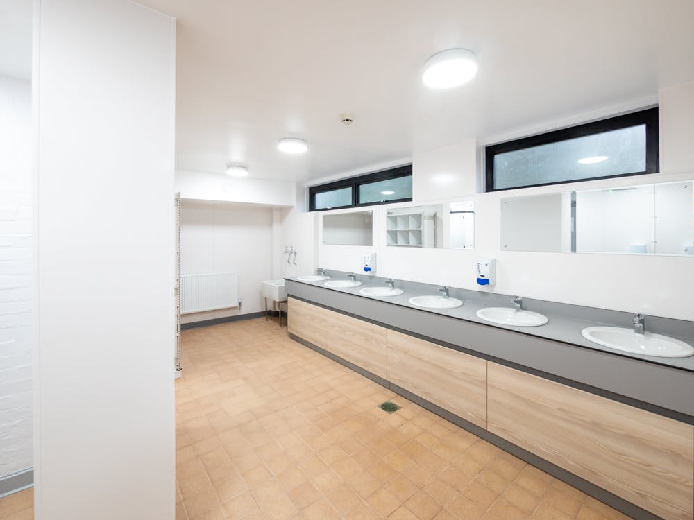 uwc atlantic college dorm bathroom