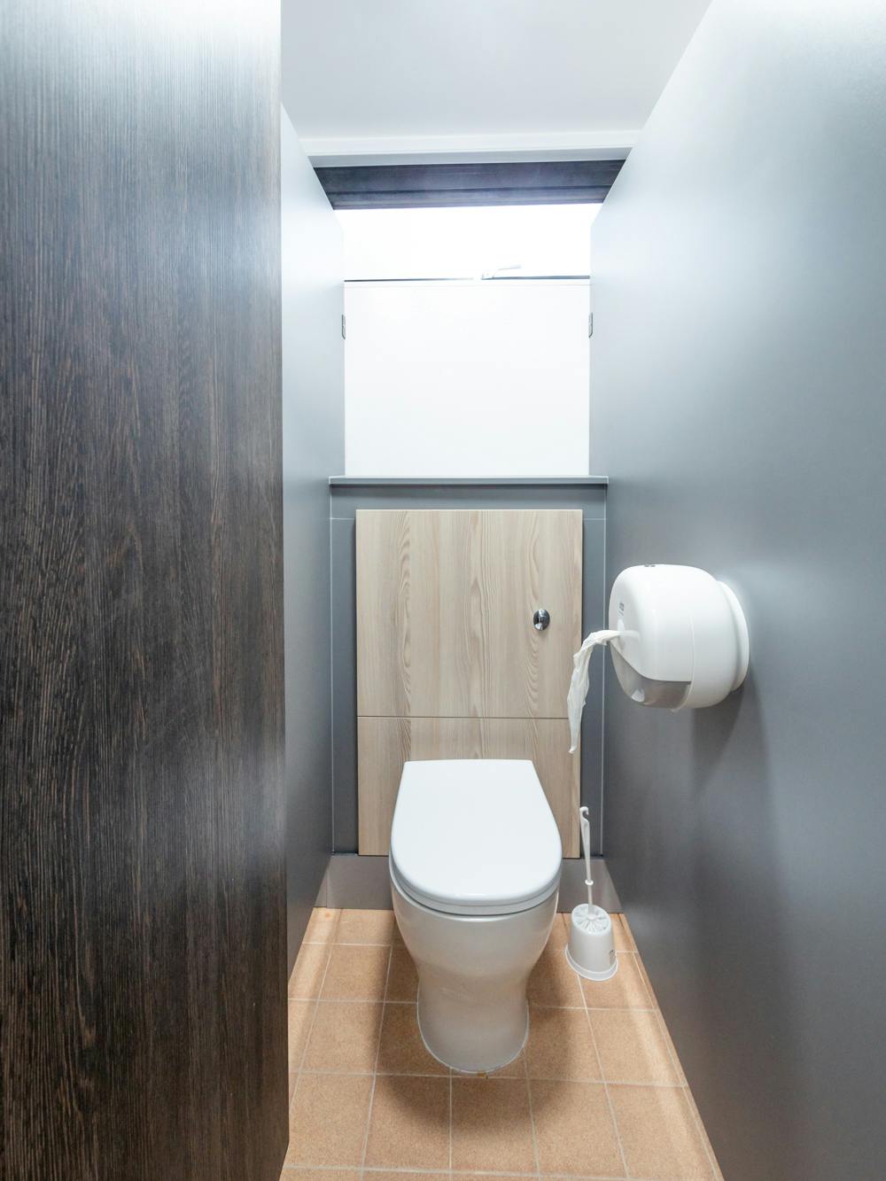 toilet facilities in uwc atlantic college dorm