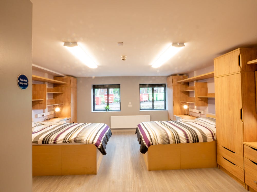 uwc atlantic college dorm 2 bed bedroom