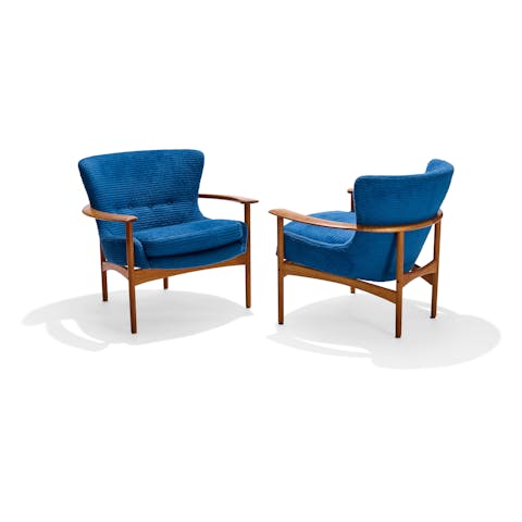 Ib Kofod-Larsen, Pair of Horseshoe Chairs, circa 1960
