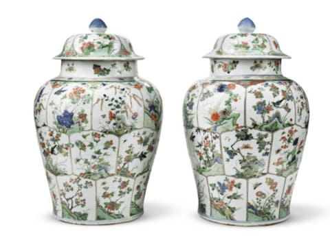 <img src="jars with covers with famille verte decoration.png" alt="pair of chinese jars with covers from qing dynasty">