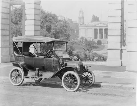 Model-T Ford car parked near the Geelong Art Gallery at its launch in Australia in 1915