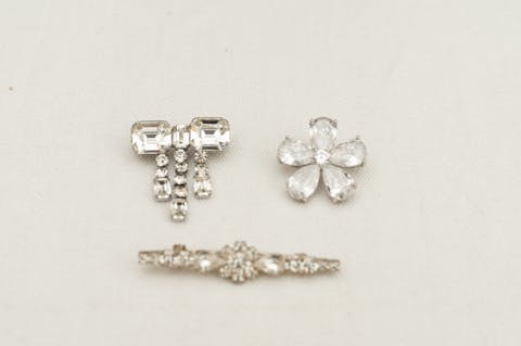 Crystal and rhinestones pins