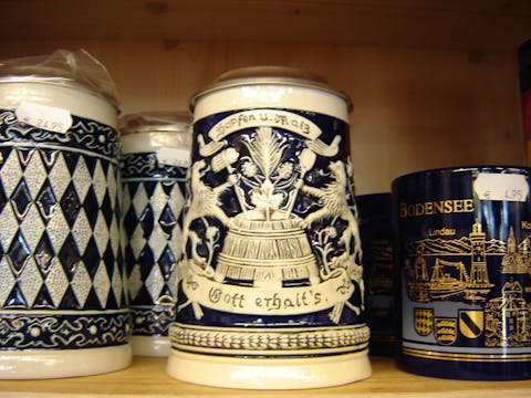 Beer steins from a gift shop in Meersburg, Germany. (Public Domain)