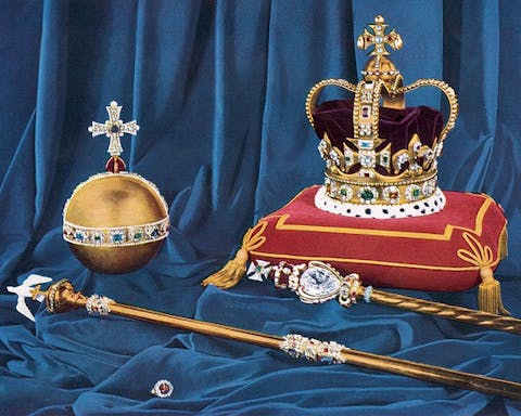 The Crown Jewels of the United Kingdom. (Public Domain)