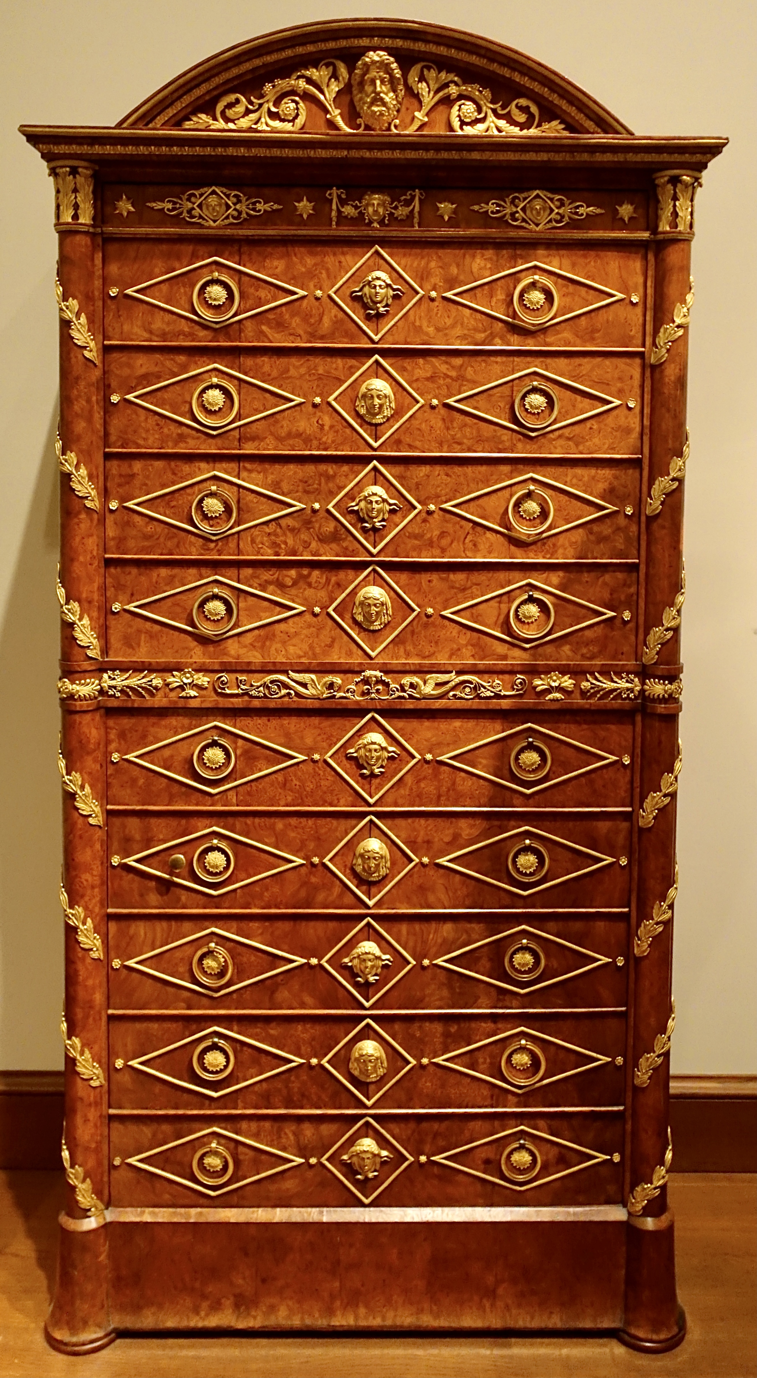 Value My Stuff How to Value Antique Furniture