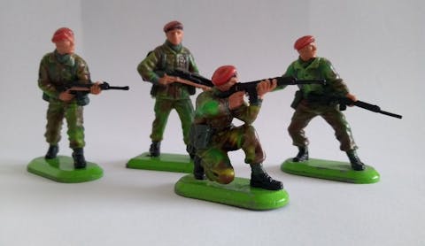 Super Deetail Paratroopers Holy Grail Set