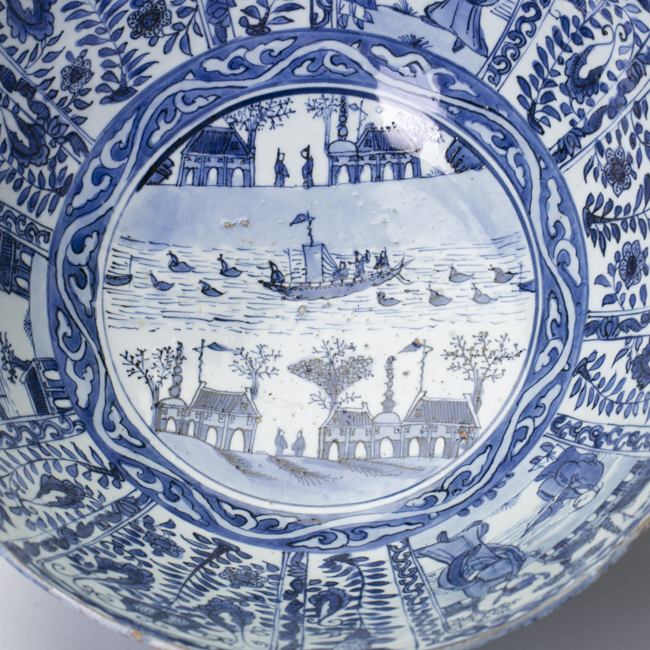 Chinese Blue and White Porcelain Kraak Bowl