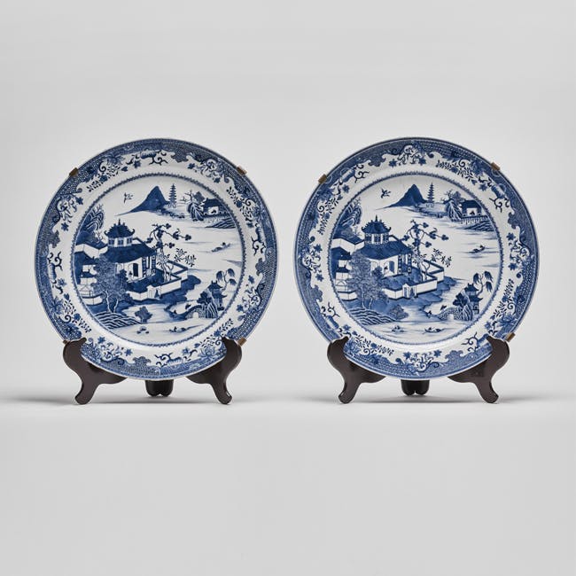 chinese blue and white porcelain chargers