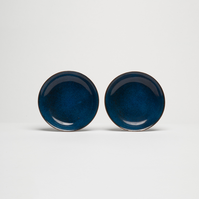 Pair of Chinese Porcelain Powder Blue Plates from the Kangxi period