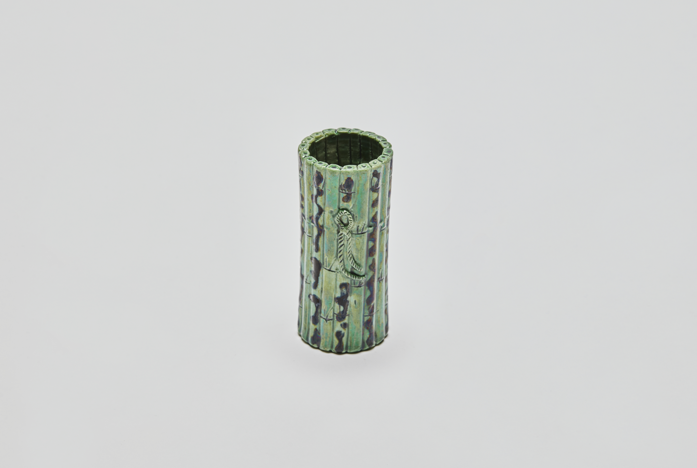 chinese enamel on biscuit porcelain bamboo brush pot with rope front