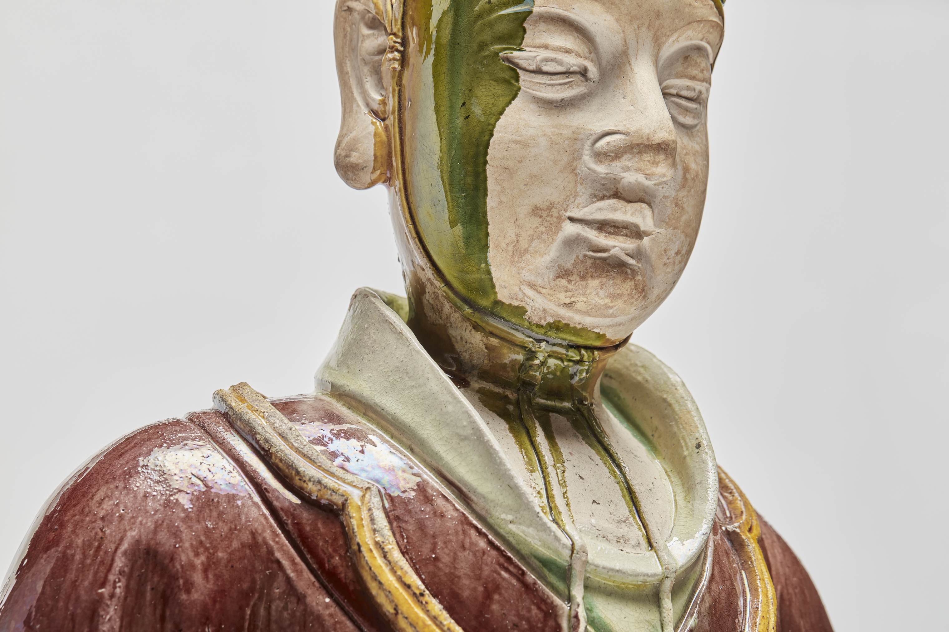 Chinese Glazed Pottery Figure of Celestial Official head chin detail