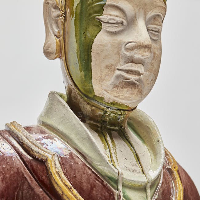 Chinese Glazed Pottery Figure of Celestial Official head chin detail