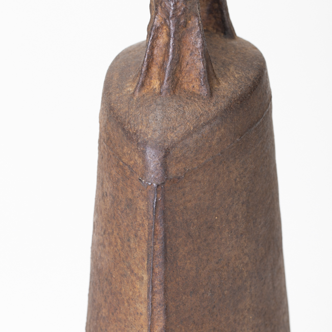 china, chinese works of art, cast iron, cast iron bell, bell, song dynasty, detail view