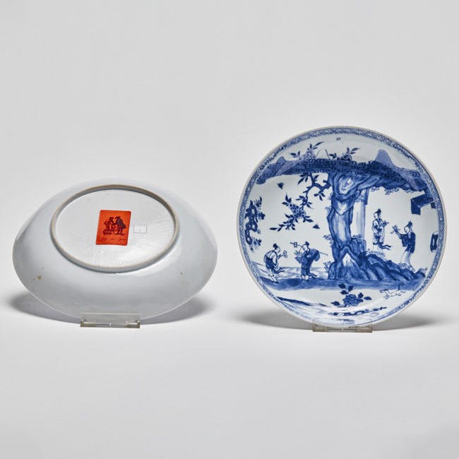 Chinese Blue and White Porcelain Pair of Plates backside