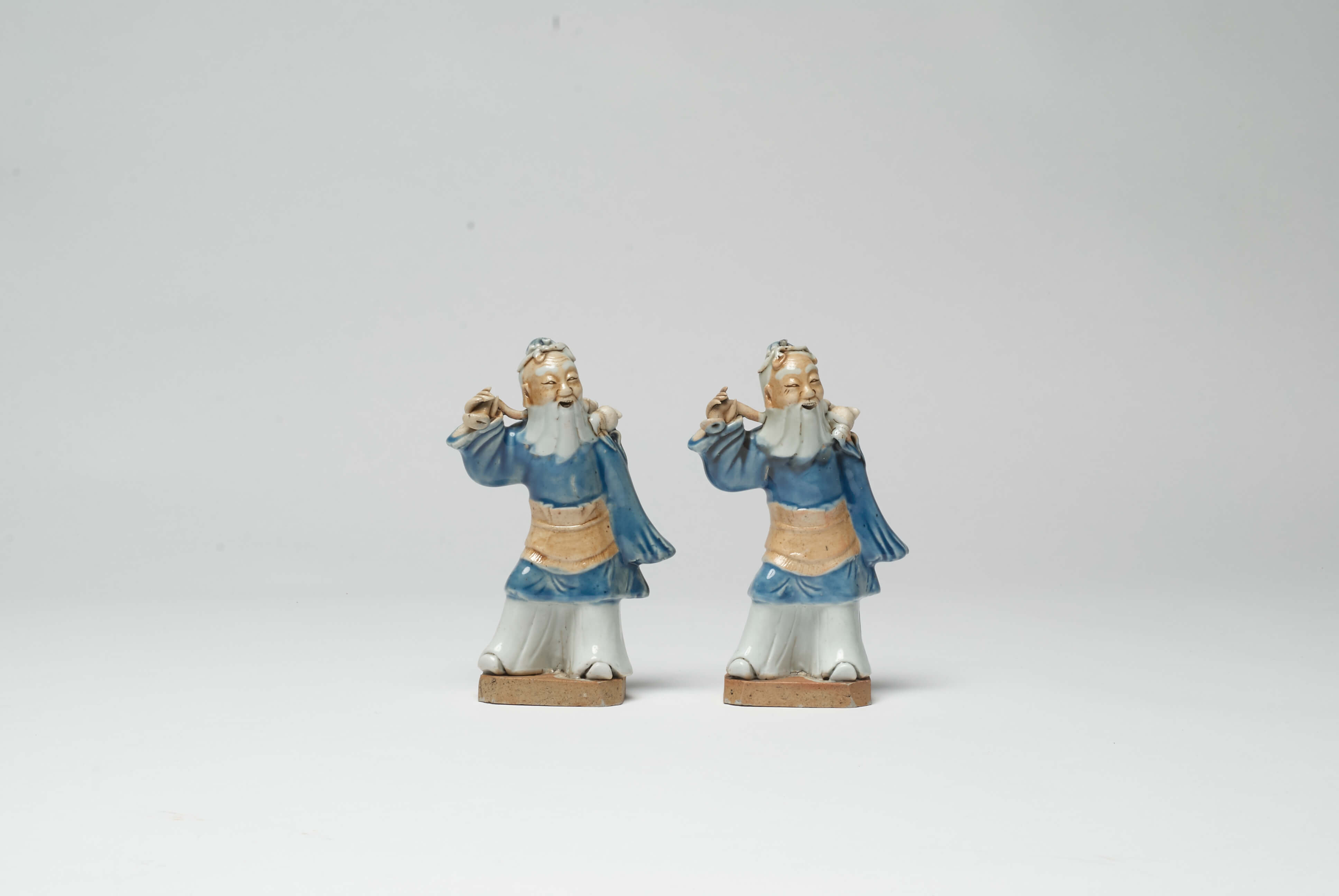 Chinese Coloured Porcelain Set of Two Figures