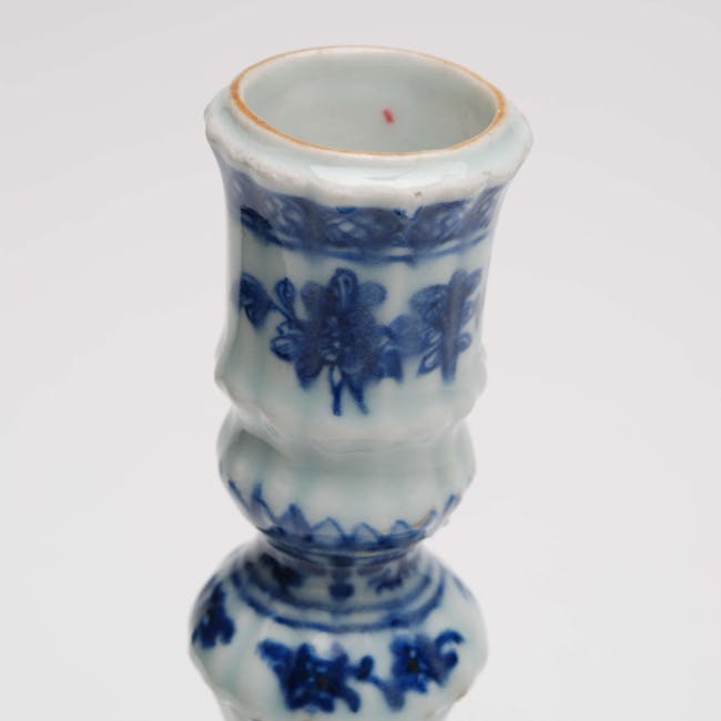 candle stick detail top qianlong, porcelain