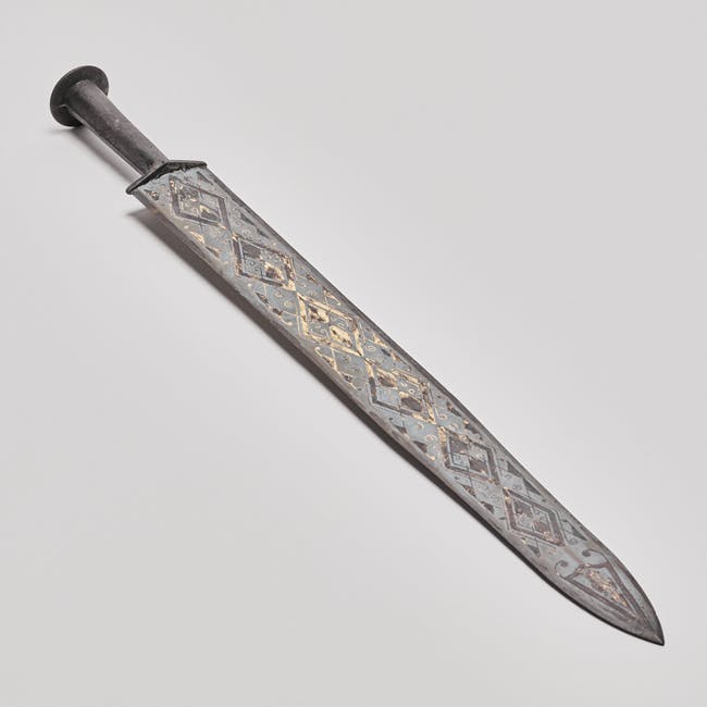 chinese works of art sword with inlay