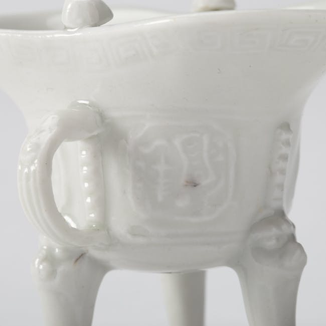 chinese blanc de chine porcelain libation cup jue shape, dehua, c shaped ear detail