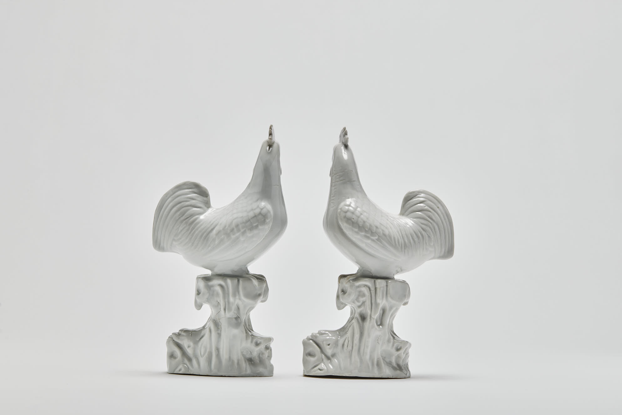 chinese blanc de chine porcelain cockerels backside