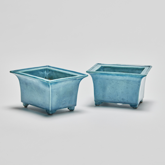 Pair of turquoise jardinieres from the 18th century in China