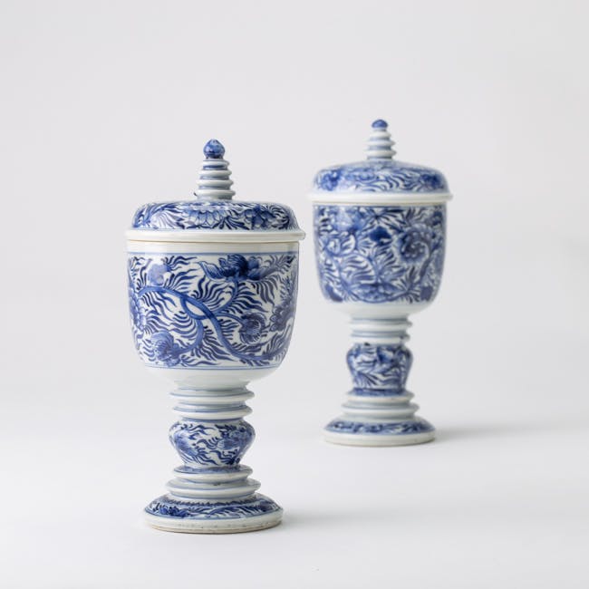 china, porcelain, blue white, goblets, covers, chalices