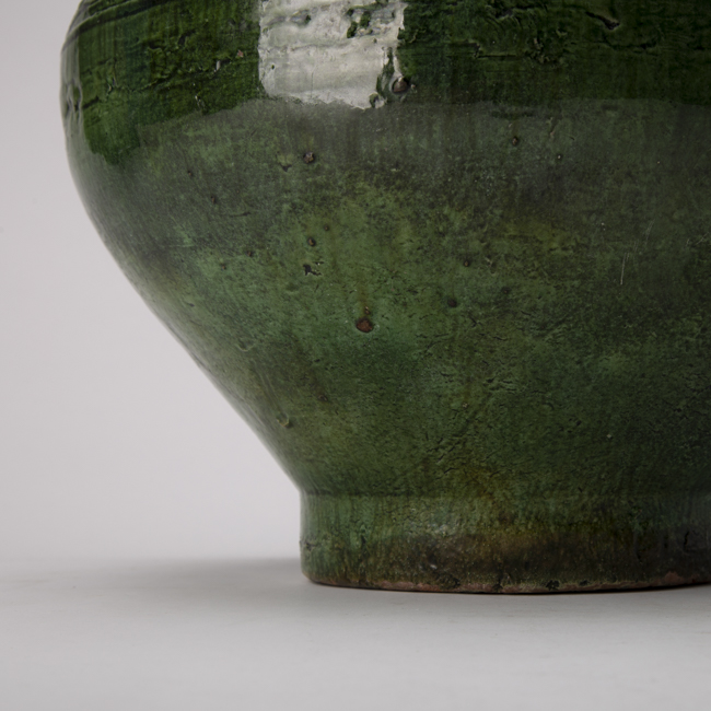 Pottery Green Glazed Vase from the Han dynasty