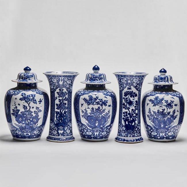 chinese blue white porcelain garniture