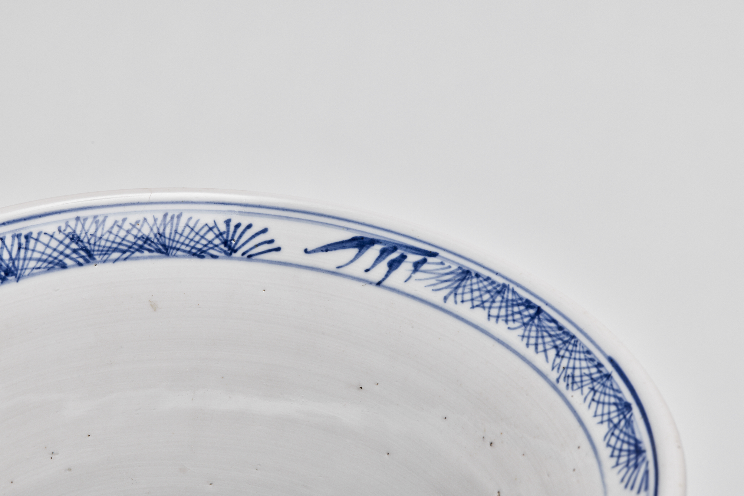chinese blue white porcelain garniture rim