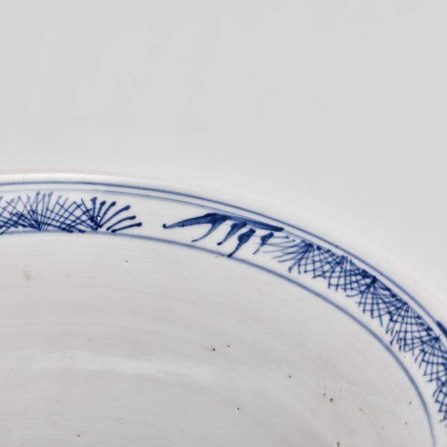 chinese blue white porcelain garniture rim