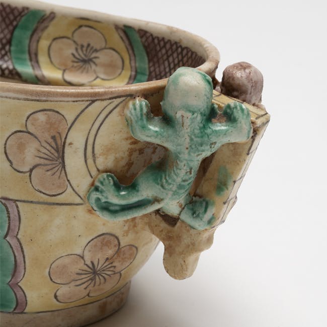 Pair of Chinese Porcelain Libation Cups from the 19th Century