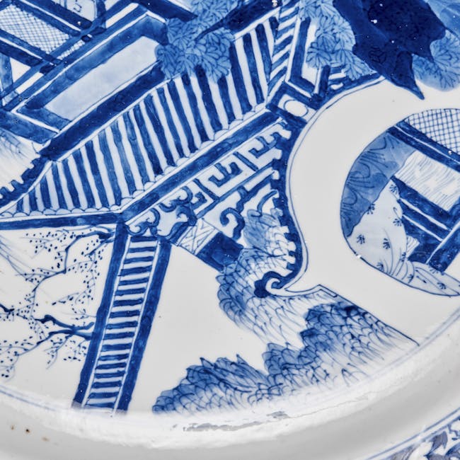 Chinese Blue and White Porcelain Dish detail