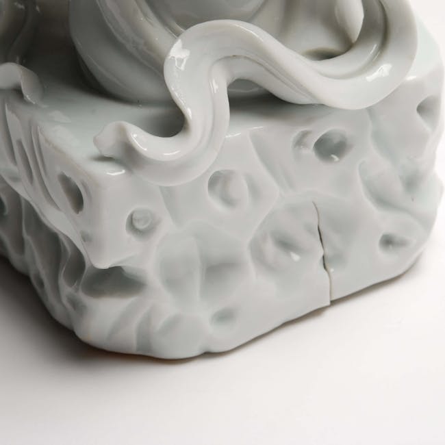Chinese Blanc de Chine Porcelain Daoist Goddess Magu with deer bottom detail