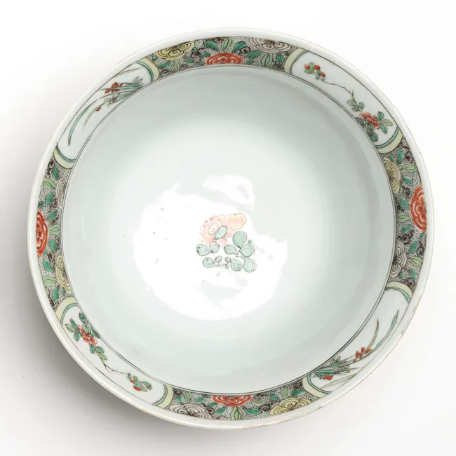 pair of chinese famille verte porcelain bowls from, the kangxi period