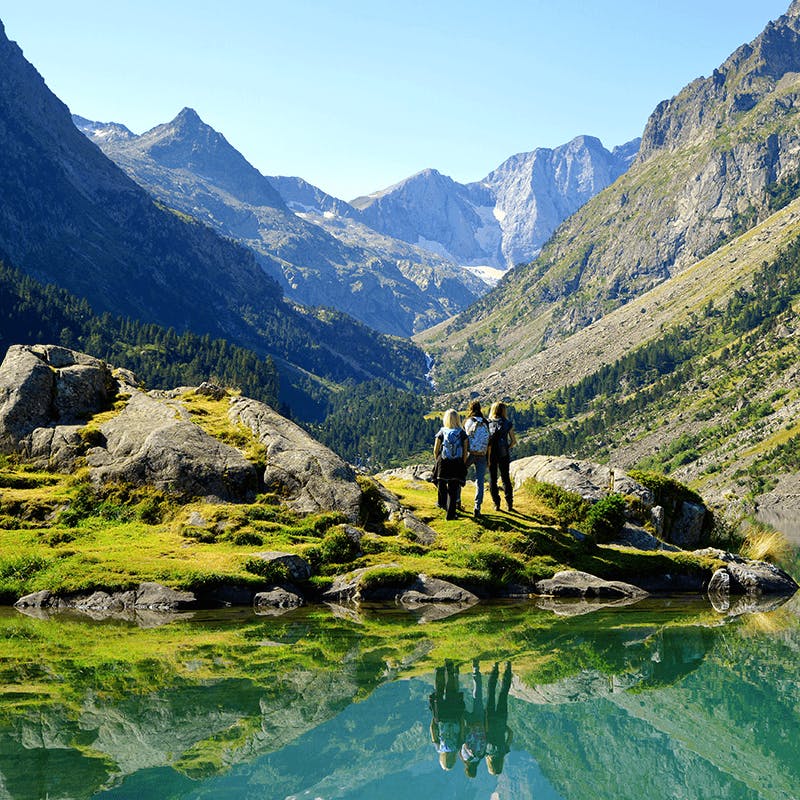 La vue du lac de Gaube dans le Midi-Pyrénées