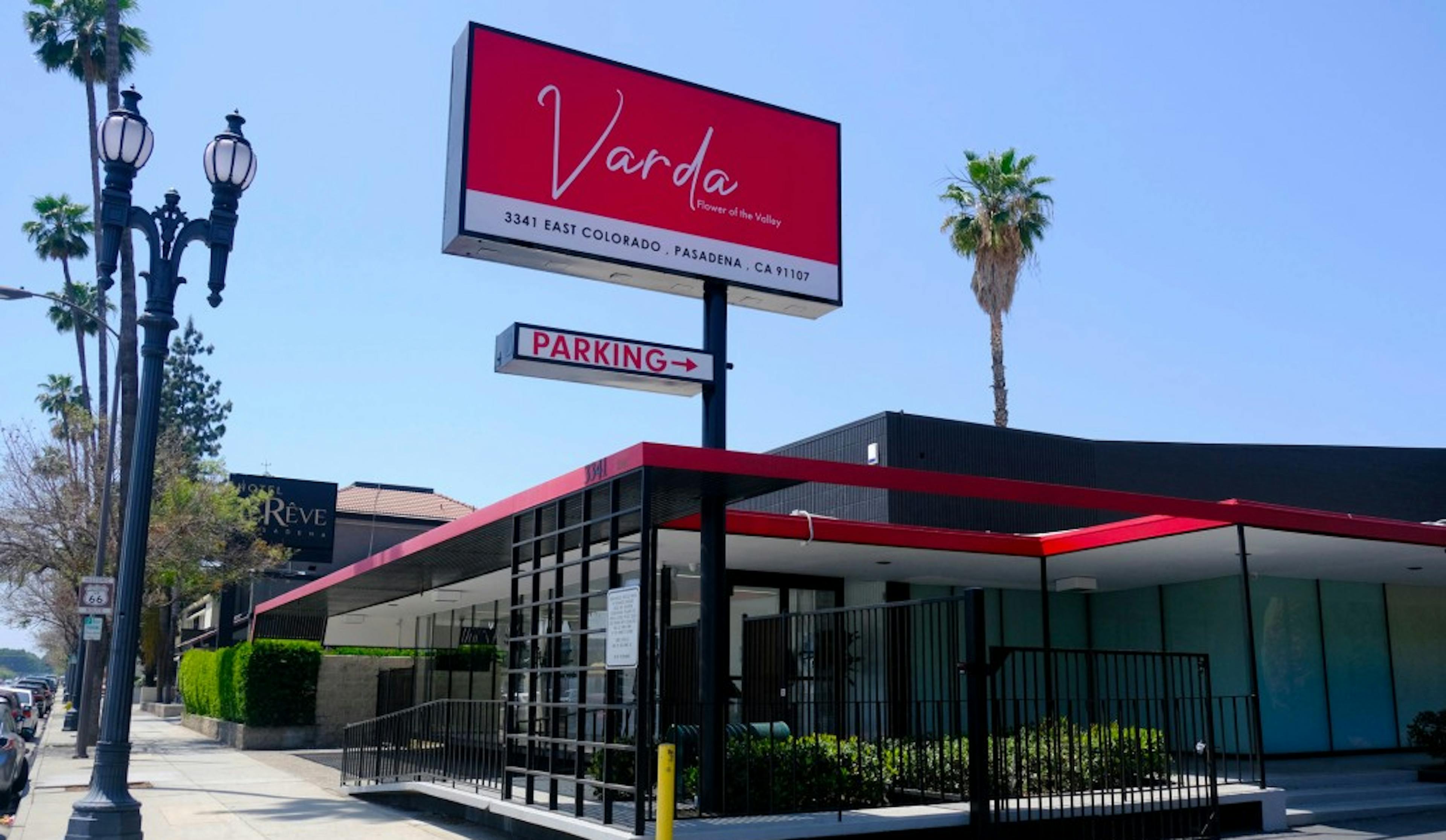 Outside of Varda 